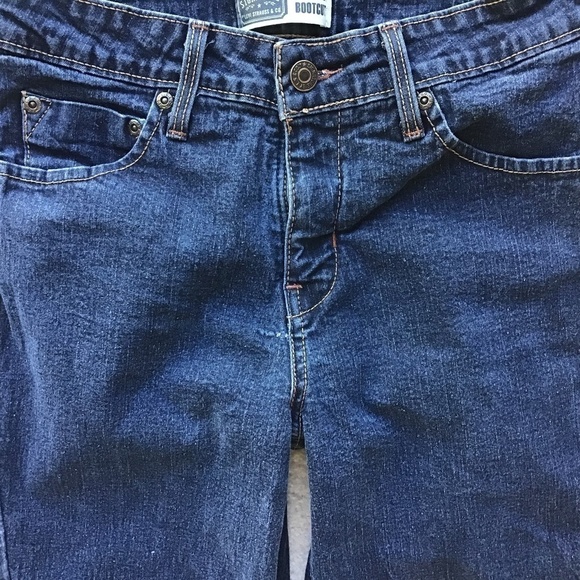 LEVI's AT WAIST BOOTCUT SIZE 4 MEDIUM BLUE JEANS - Picture 5 of 7